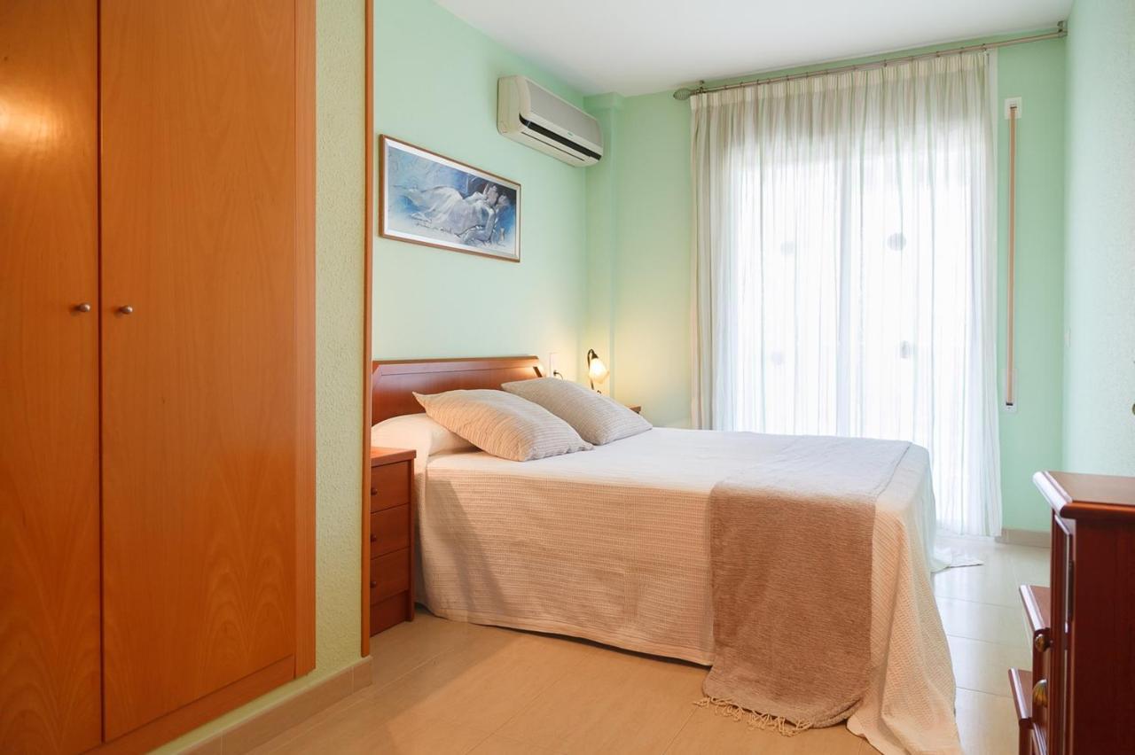 Uhc Village Park Apartments Salou Ngoại thất bức ảnh